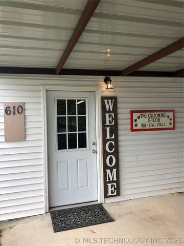610 W Washington Avenue, Krebs, OK 74501