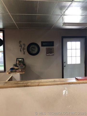 610 W Washington Avenue, Krebs, OK 74501