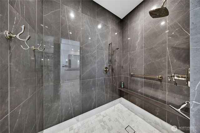 1350 Bonnie View Acres Road, Oak Harbor, WA 98277