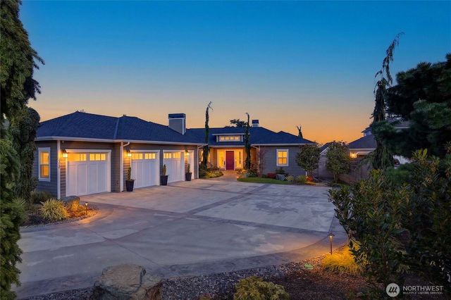 1350 Bonnie View Acres Road, Oak Harbor, WA 98277