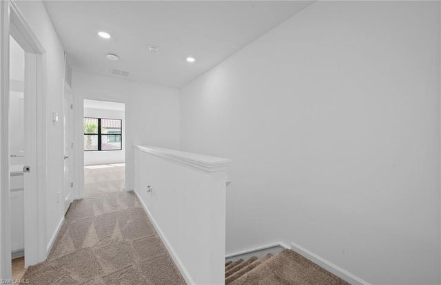 1652 Lake Jessup CIR, Cape Coral, FL 33909