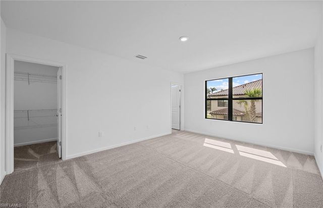 1652 Lake Jessup CIR, Cape Coral, FL 33909