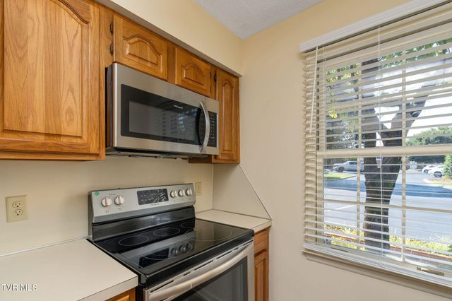 400 Sunset Drive Apt M65, Johnson City, TN 37604