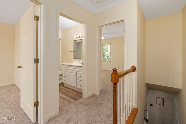 400 Sunset Drive Apt M65, Johnson City, TN 37604