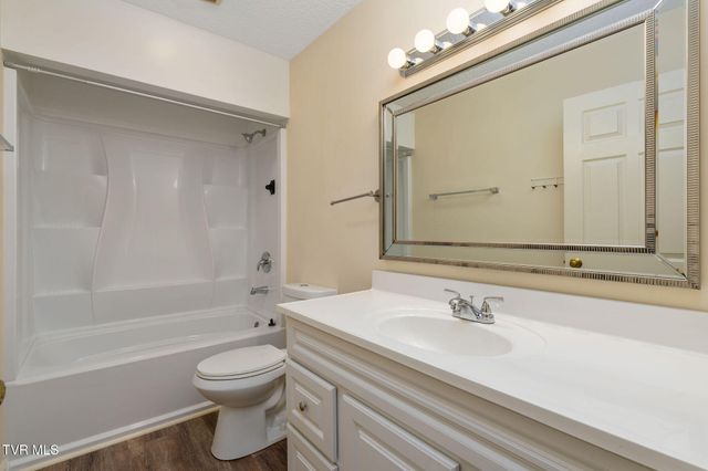 400 Sunset Drive Apt M65, Johnson City, TN 37604