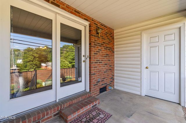 400 Sunset Drive Apt M65, Johnson City, TN 37604
