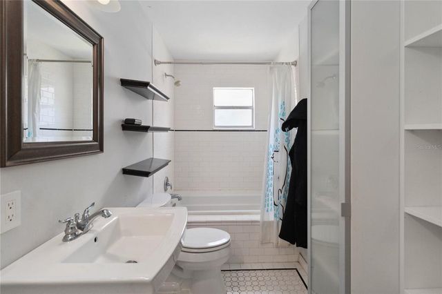 4806 GALLANT LANE, Orlando, FL 32821