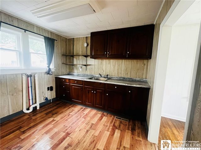 6 Wildwood Avenue, Jamestown, NY 14701