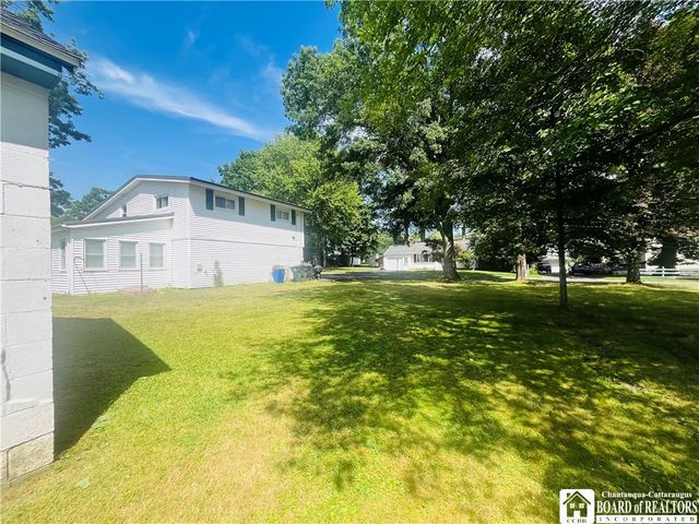 6 Wildwood Avenue, Jamestown, NY 14701