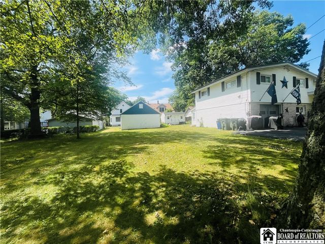 6 Wildwood Avenue, Jamestown, NY 14701