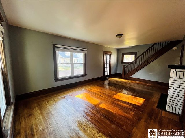 6 Wildwood Avenue, Jamestown, NY 14701