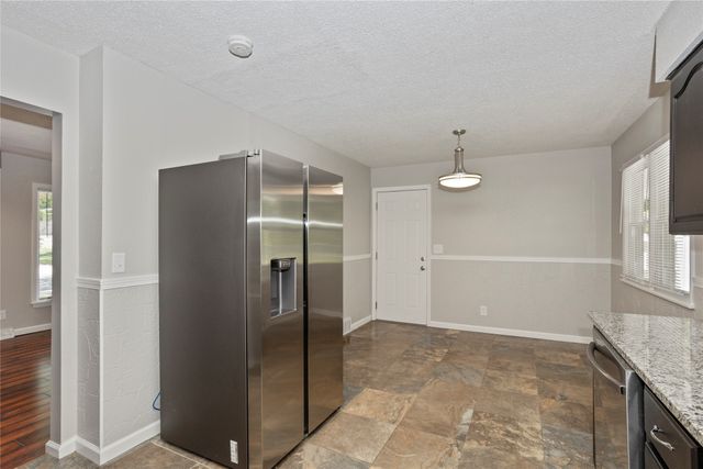 5107 SW 16th Place, Des Moines, IA 50315