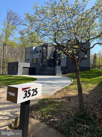 3525 GLENBROOK RD, Fairfax, VA 22031