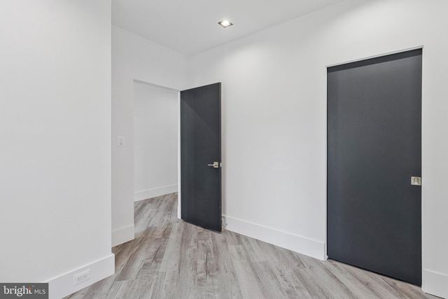 3525 GLENBROOK RD, Fairfax, VA 22031