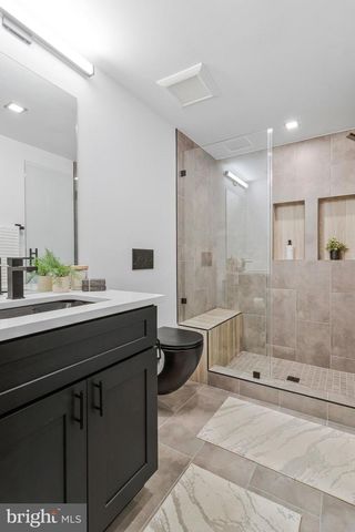 3525 GLENBROOK RD, Fairfax, VA 22031