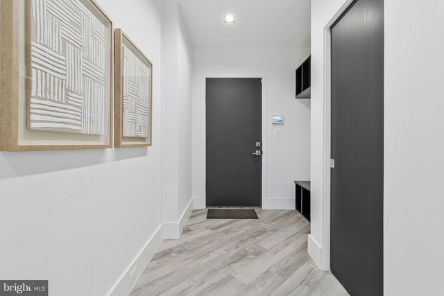 3525 GLENBROOK RD, Fairfax, VA 22031
