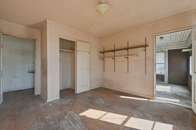 4242 Aero Drive, Dallas, TX 75209