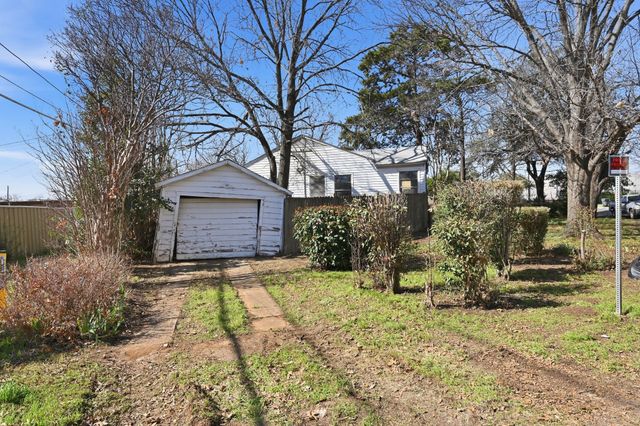 4242 Aero Drive, Dallas, TX 75209