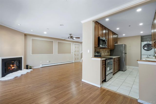 55 N Broadway 3-14, White Plains, NY 10601