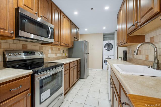 55 N Broadway 3-14, White Plains, NY 10601