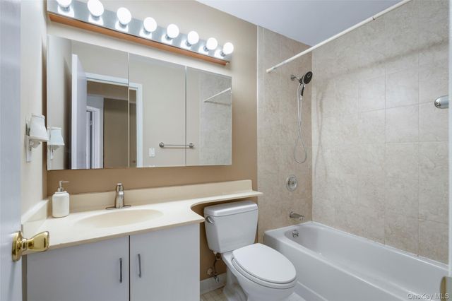 55 N Broadway 3-14, White Plains, NY 10601
