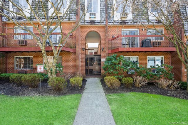 55 N Broadway 3-14, White Plains, NY 10601