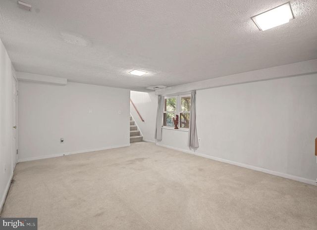 23439 WATSON RD, Leesburg, VA 20175