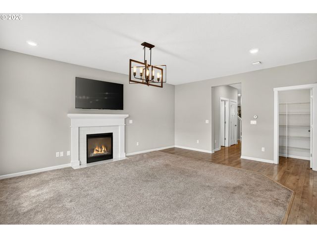 23053 Ne SOCKEYE St, Troutdale, OR 97060