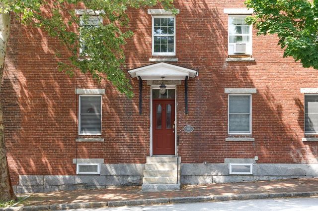 105 West Merrimack St Apt 4, Manchester, NH 03101