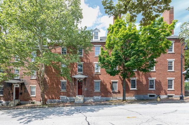105 West Merrimack St Apt 4, Manchester, NH 03101