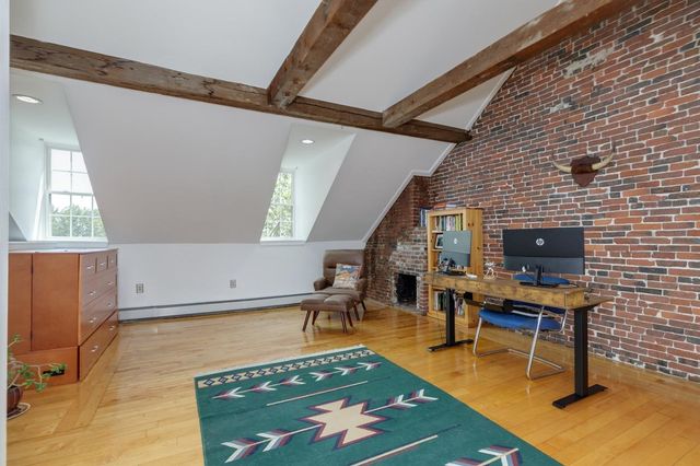 105 West Merrimack St Apt 4, Manchester, NH 03101