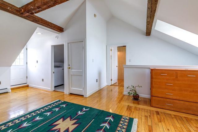 105 West Merrimack St Apt 4, Manchester, NH 03101