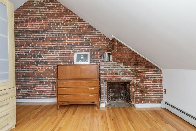 105 West Merrimack St Apt 4, Manchester, NH 03101