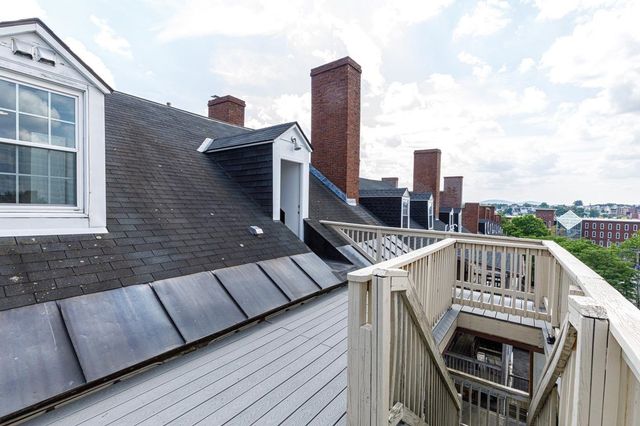 105 West Merrimack St Apt 4, Manchester, NH 03101
