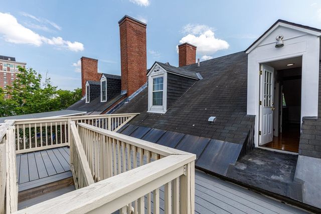 105 West Merrimack St Apt 4, Manchester, NH 03101