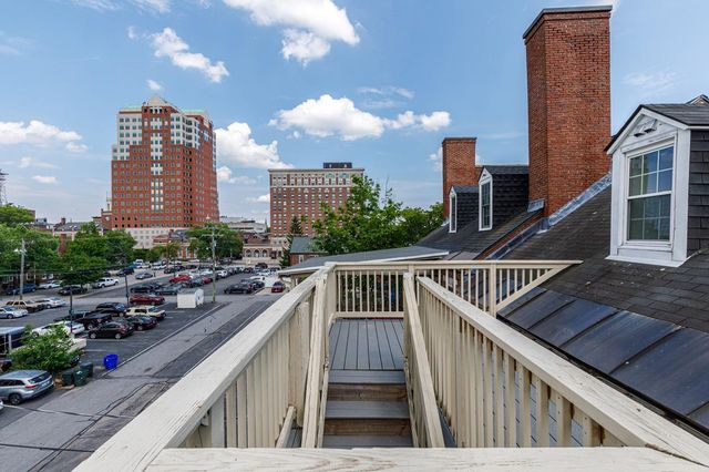 105 West Merrimack St Apt 4, Manchester, NH 03101