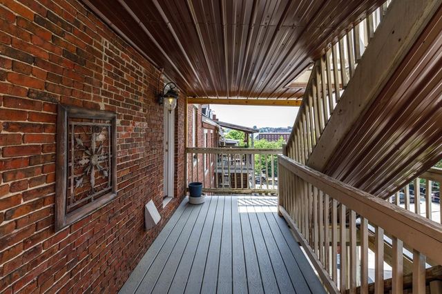 105 West Merrimack St Apt 4, Manchester, NH 03101