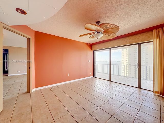 1800 NE 114th St 1508, Miami, FL 33181