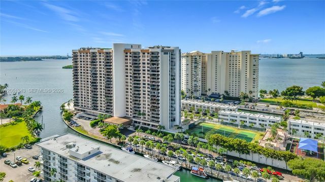 1800 NE 114th St 1508, Miami, FL 33181