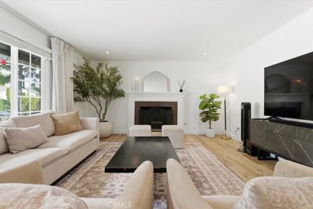 11413 Etiwanda Avenue, Porter Ranch, CA 91326