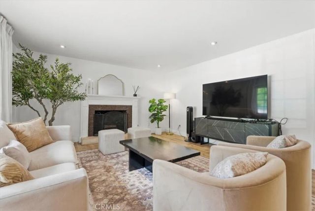 11413 Etiwanda Avenue, Porter Ranch, CA 91326