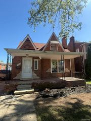 7620 Braile Street, Detroit, MI 48228