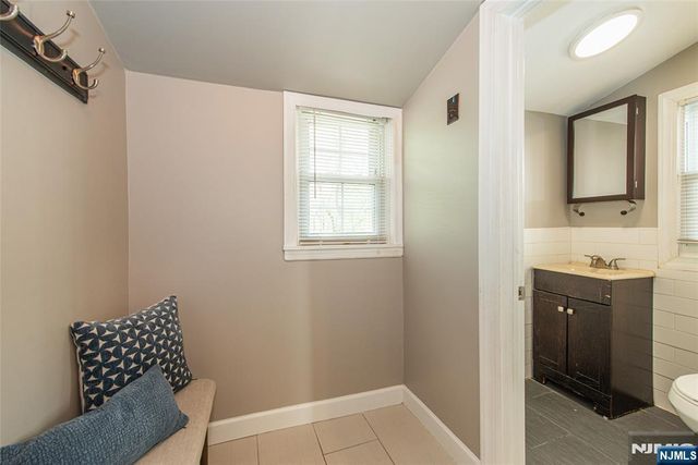 31-33 Smallwood Avenue, Belleville, NJ 07109