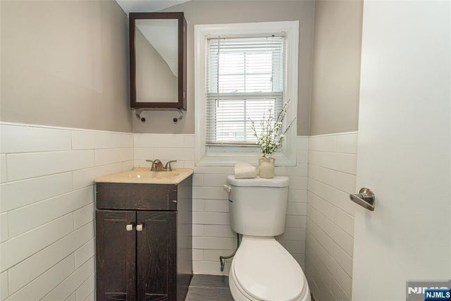 31-33 Smallwood Avenue, Belleville, NJ 07109