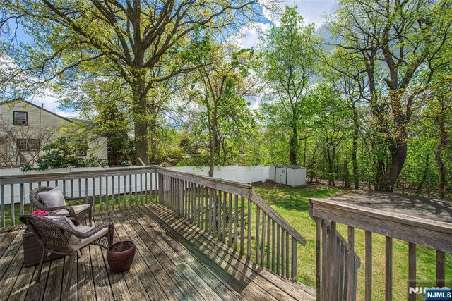 31-33 Smallwood Avenue, Belleville, NJ 07109