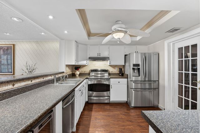 3951 NE 17th Avenue 703, Pompano Beach, FL 33064