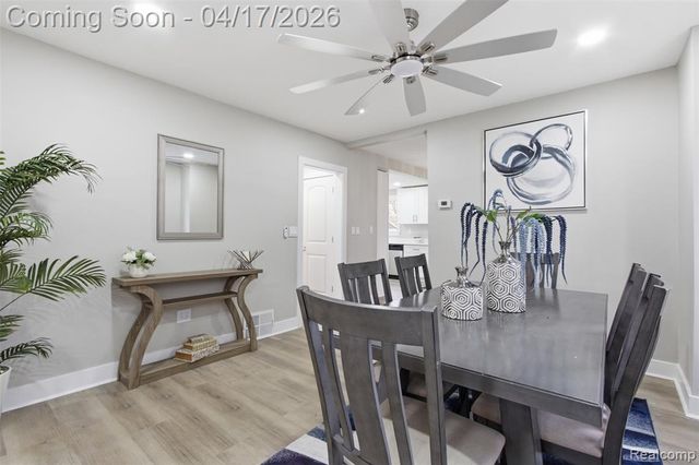 560 E Drayton Street, Ferndale, MI 48220