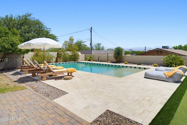 2810 E Joan D'Arc Avenue, Phoenix, AZ 85032