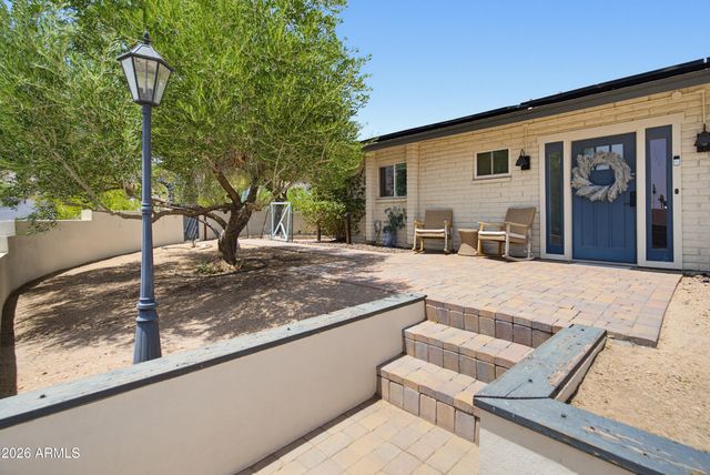 2810 E Joan D'Arc Avenue, Phoenix, AZ 85032