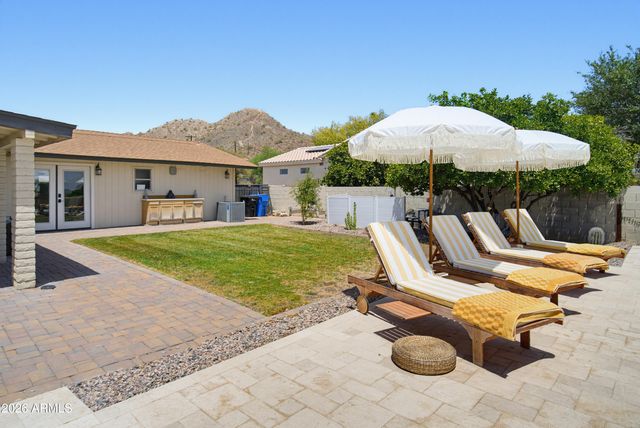 2810 E Joan D'Arc Avenue, Phoenix, AZ 85032